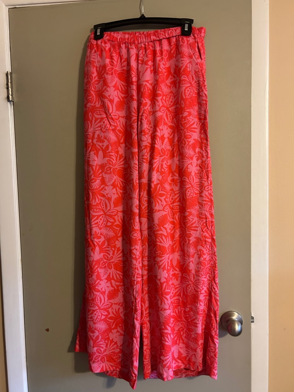 Roxy Coral Pink Floral Flowy Pants
